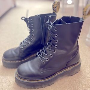 Womens Dr. Marten Jadon Boots
